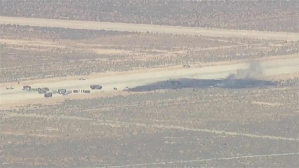 8 people killed in B-52 bomber crash at California base, officials confirm 8 people killed in B-52 bomber crash at California base, officials confirm