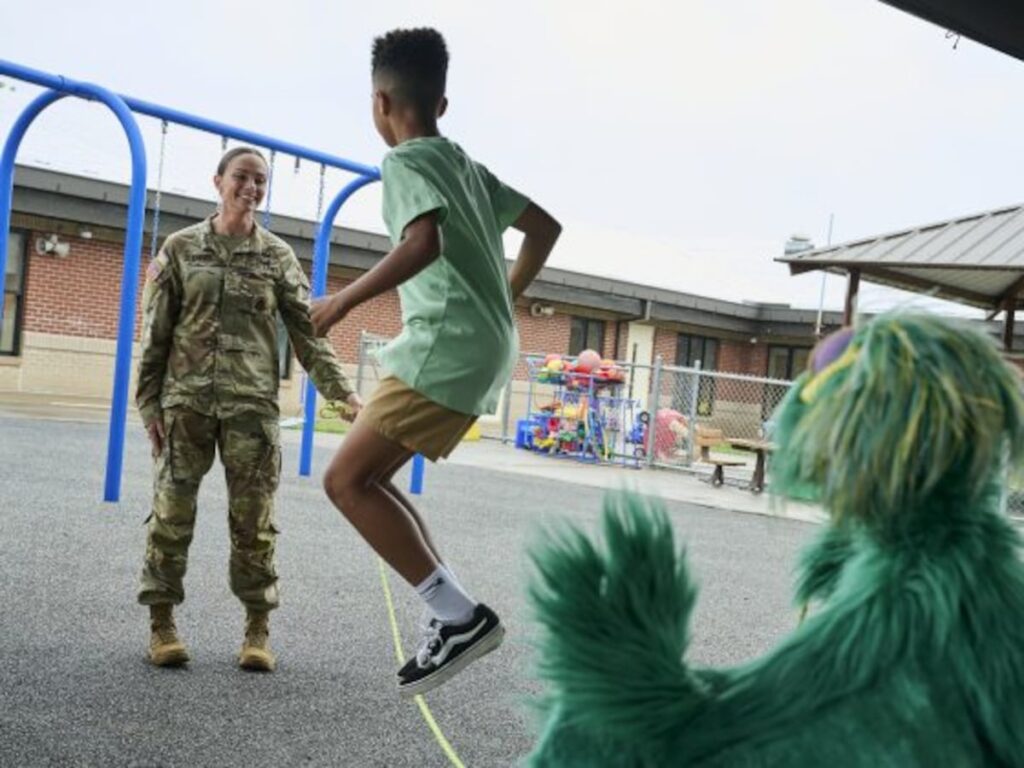 New Sesame Street programming is a walk in the park for military kids New Sesame Street programming is a walk in the park for military kids