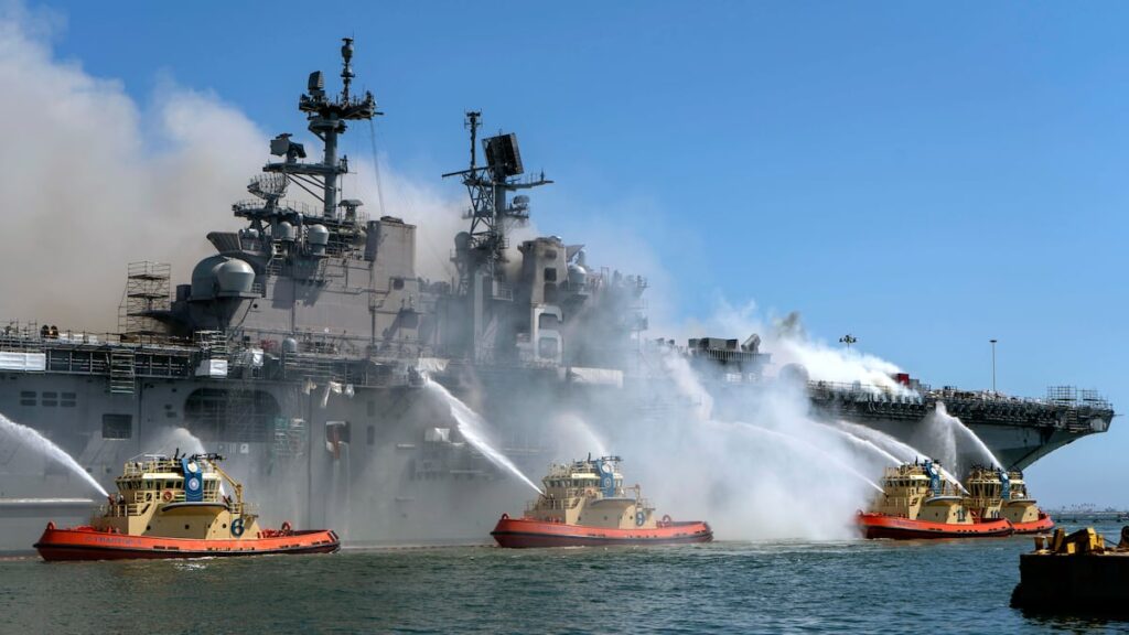 GAO calls on Coast Guard, Congress to step up marine firefighting