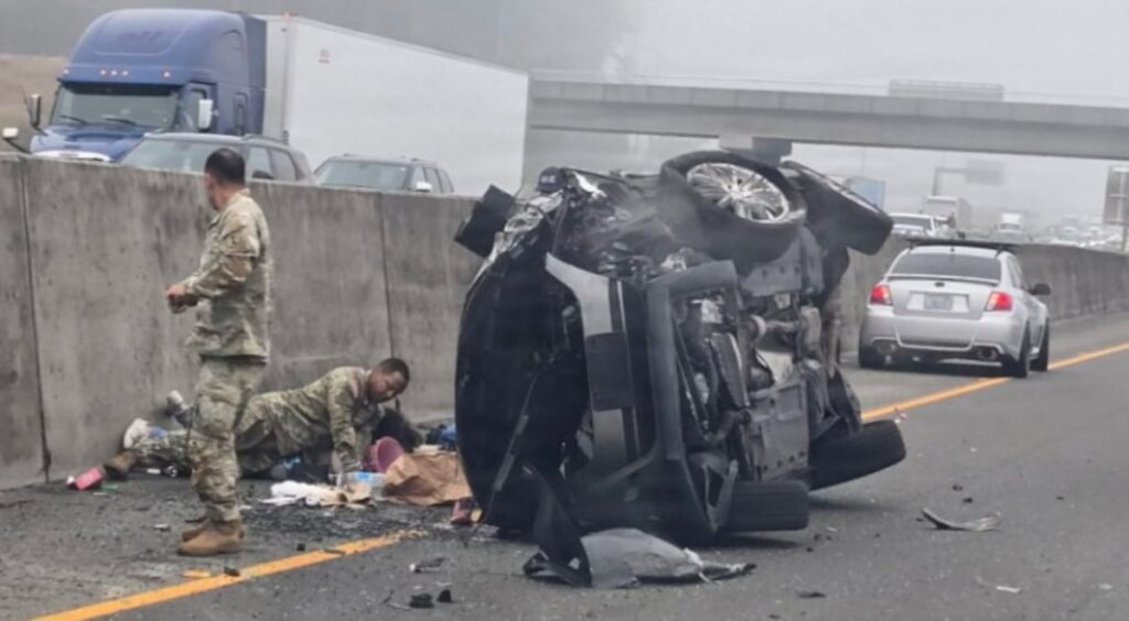 Soldiers intervene on roadside to save children from alleged knife attack